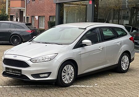 Ford Focus Turnier Business*Navi*SHZ*PDC*Euro6*Kombi*