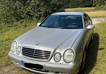 Mercedes-Benz CLK 230 KOMPRESSOR AVANTGARDE Avantgarde