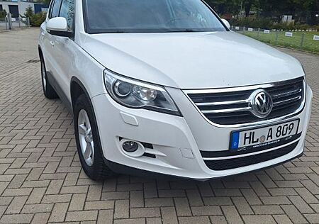 VW Tiguan Volkswagen 1.4 TSI 4MOTION Sport & Style Sport &...