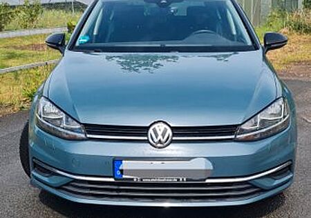 VW Golf Volkswagen 1.0 TSI OPF IQ.DRIVE IQ.DRIVE