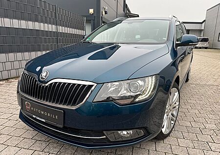 Skoda Superb Combi Elegance*Leder*Xenon