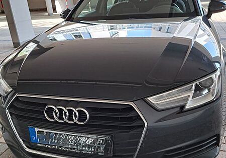 Audi A4 1.4 Limousine TFSI Navi Xenon Alu Start/Stop