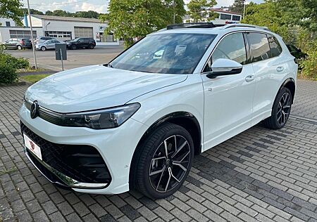 VW Tiguan Volkswagen 1.5 eTSI DSG R-Line IQ Light
