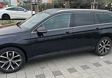 VW Passat Variant Volkswagen 2.0 TDI SCR 140kW DSG Busines...