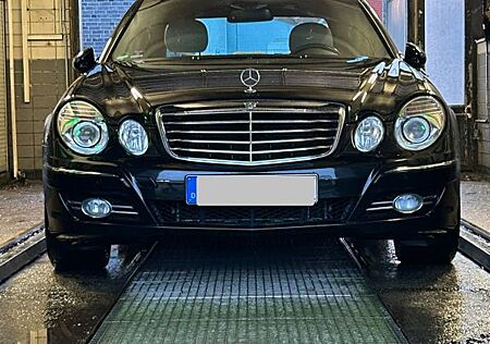 Mercedes-Benz E 280 AVANTGARDE 7G NAPPA LEDER SPORTPAKET