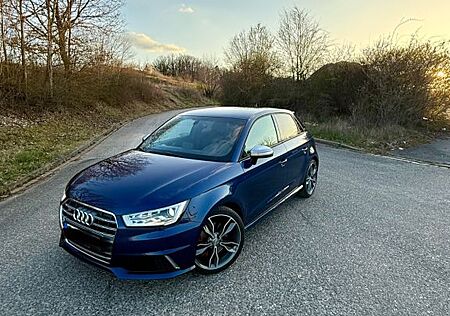 Audi S1 2.0 TFSI quattro Sportback -