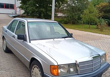 Mercedes-Benz 190
