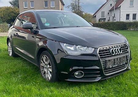 Audi A1 gebraucht kaufen Audi A1 1.2 TFSI Attraction Navi