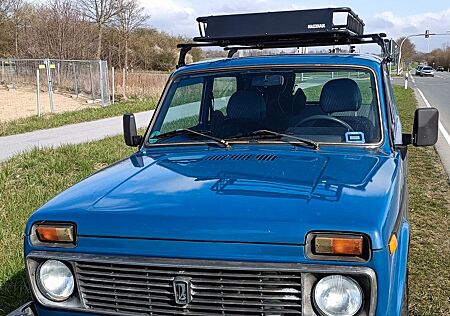 Lada Niva 1.7i Only Only 4x4 Reifen Neu