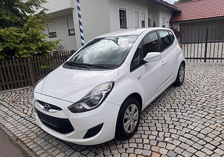 Hyundai ix20 1.6 CRDi FIFA World Cup EDITION Silver