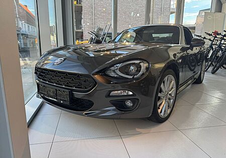Fiat 124 Spider Lusso