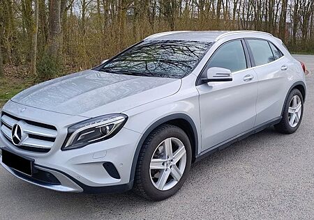 Mercedes-Benz GLA 180 Urban
