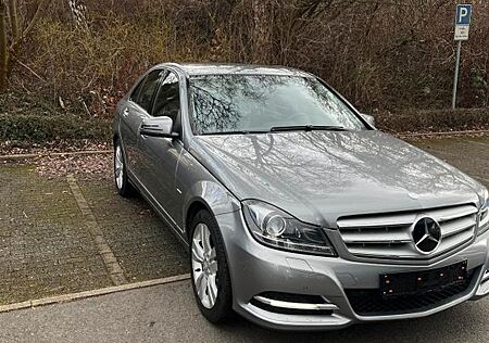 Mercedes-Benz C 350 4MATIC BlueEFF. ELEGANCE Autom. ELEGANCE