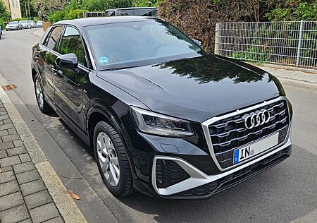 Audi Q2 35 TDI S-tronic 2x S-Line AHK ACC Garant