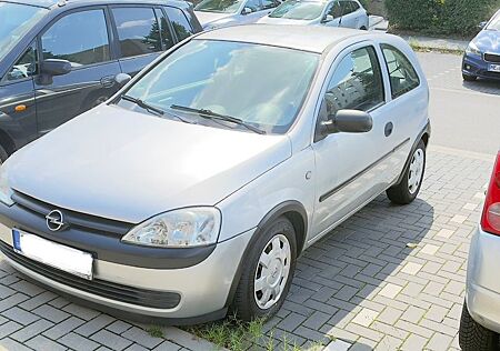 Opel Corsa 58 PS, Tüv, 8-Fach bereift, TOP