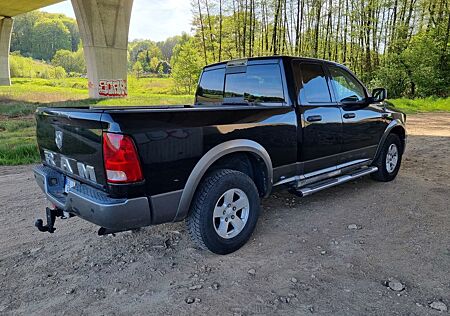 Dodge RAM 1500 5.7 LPG Autogas+4x4+Leder+Navi+AHK+PDC+