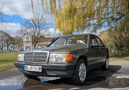 Mercedes-Benz 190 190D Automatik