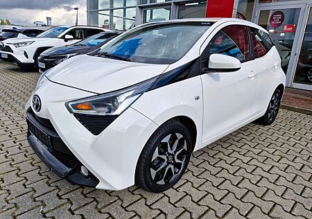 Toyota Aygo (X) -Play Team D.*KAM*LED*CARPLAY