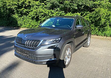 Skoda Kodiaq 2.0 TDI DSG SOLEIL Standheizung Leder RFK