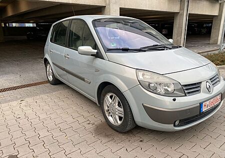 Renault Scenic Luxe Privilege 2.0 16V/Automatik