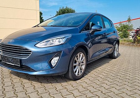 Ford Fiesta Titanium Klima Navi Sitzheiz.