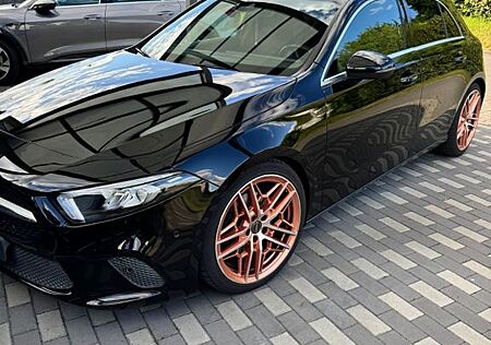 Mercedes-Benz A 200 -