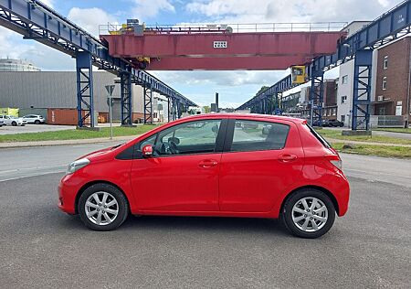 Toyota Yaris Life