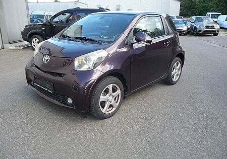 Toyota iQ +