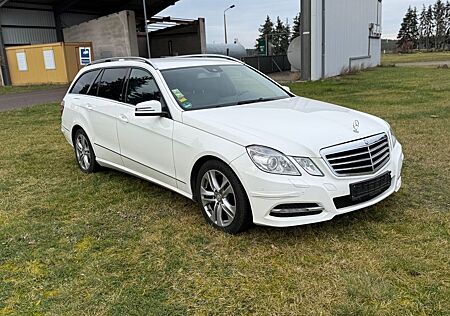 Mercedes-Benz E 200 E T-Modell TOP GEPFLEGT