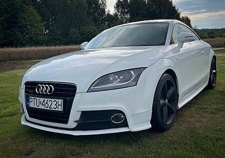 Audi TT Coupe 2.0 TDI quattro -