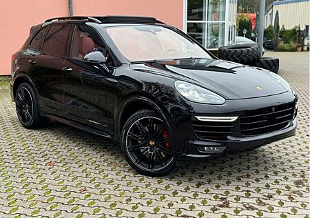 Porsche Cayenne Turbo Sportdesign Carbon