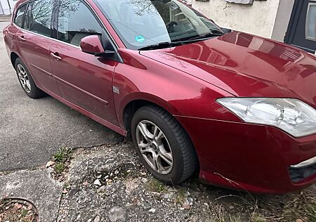 Renault Laguna Grandtour Dynamique 2.0 dCi FAP 110kW...