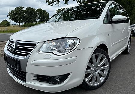 VW Touran Volkswagen Highline R-LINE/LEDER/