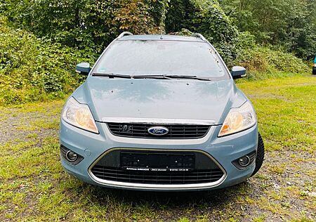 Ford Focus Turnier Titanium Mit Neue TÜV