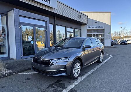 Skoda Octavia Combi 1.5 eTSI DSG Selection Klima Navi