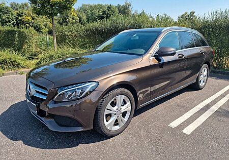 Mercedes-Benz C 220 T AVANTGARDE * AHK *Standhzg USW