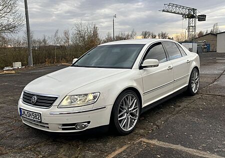 VW Phaeton Volkswagen 3.0 V6 TDI 4MOT. Tiptronic 5-Sitzer