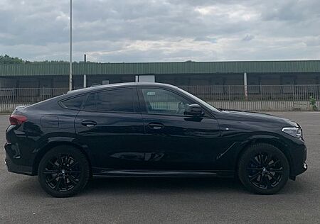 BMW X6 xDrive30d-Top Gepflegt-M-Sportp/HUD/Pano/LED