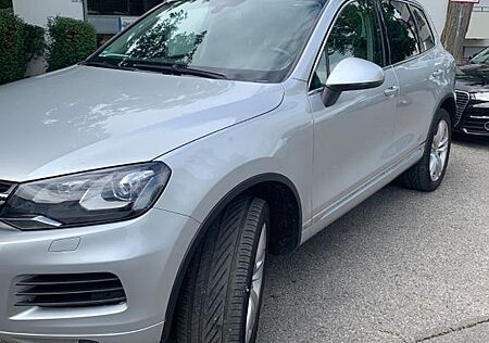 VW Touareg Volkswagen 3.0 V6 TDI Tiptronic BlueMotion Tech...