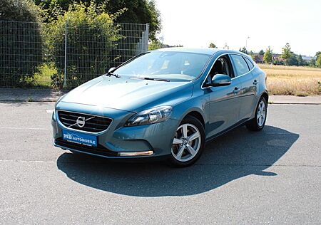 Volvo V40 Momentum Aut. Klimaaut. PDC 16"Alu 8-Fach