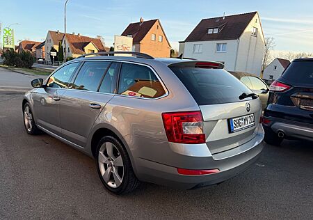 Skoda Octavia Combi Style/Automatik/TÜV NEU