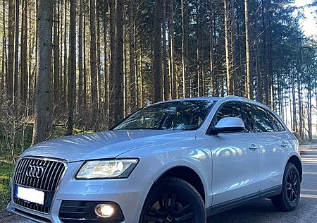 Audi Q5 3.0 TDI S tronic quattro -