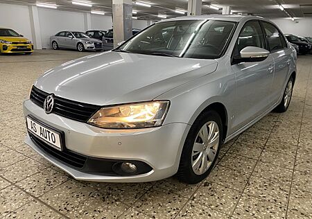 VW Jetta Volkswagen VI Trendline BMT TÜV bis 11.26 PDC SHZ
