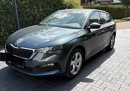 Skoda Fabia 1.0l TSI 85kW DSG DRIVE 125 COMBI 17 Zoll