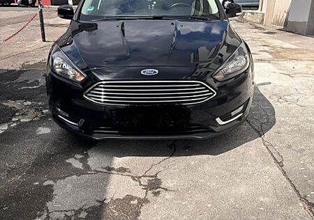 Ford Focus 1,5 EcoBoost 110kW Auto Titanium Turni...