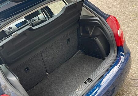 Skoda Fabia 1.2l 44kW Ambition Ambition