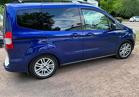 Ford Tourneo Courier 1.0 EcoBoost 74kW Titanium T...
