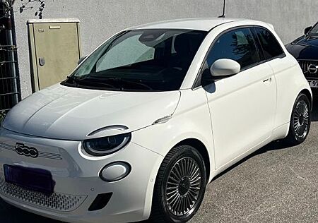 Fiat 500E gebraucht kaufen Fiat 500E Limousine 42 kWh Icon