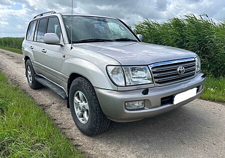Toyota Land Cruiser 100 TD Executive 4x4 NAVI AUT