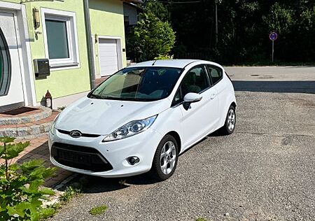 Ford Fiesta 1,4 Titanium Titanium